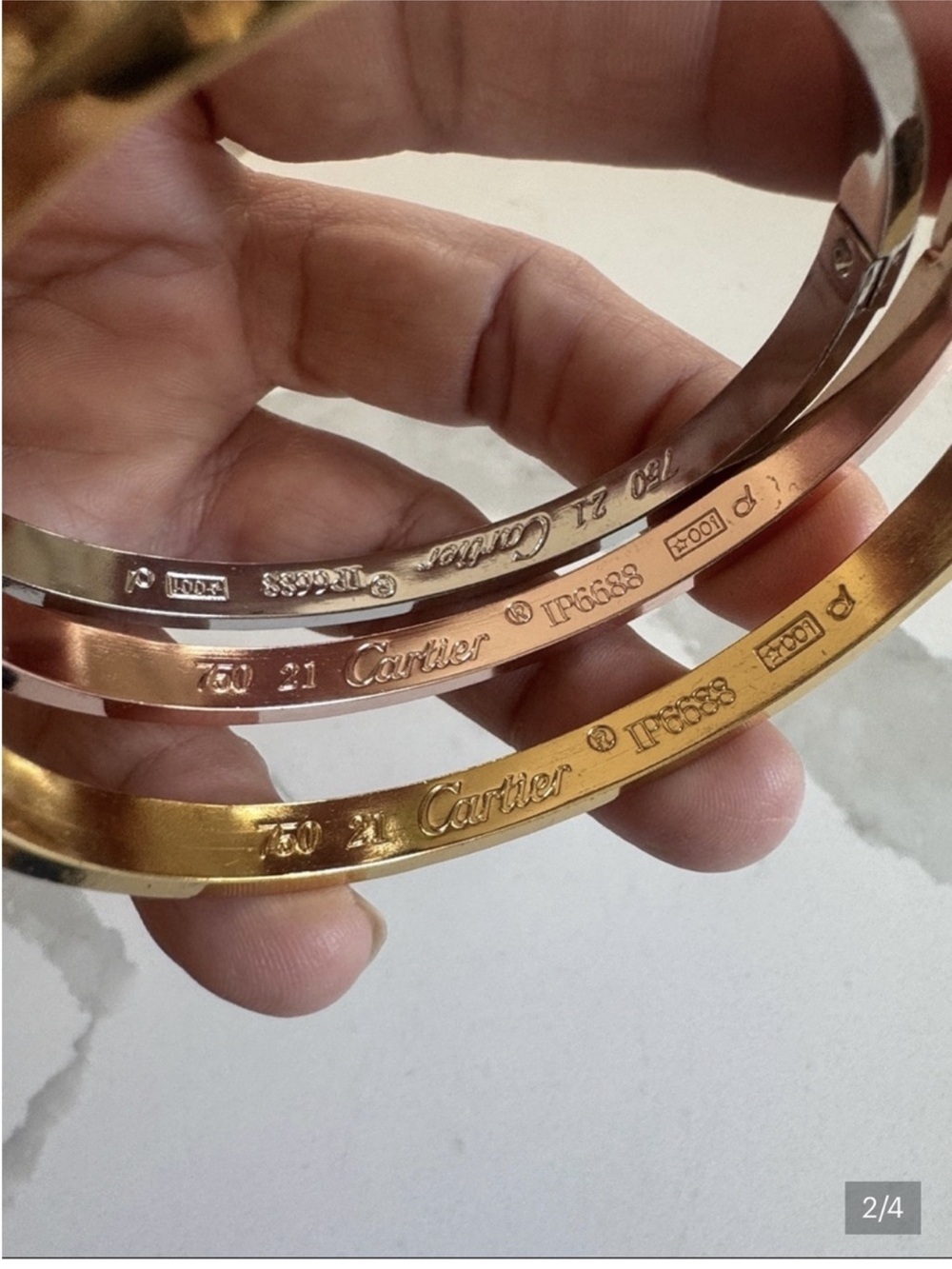 Source Unknown Three-Tone Cartier-Style Bangle Set in Gold, Rose and Silver